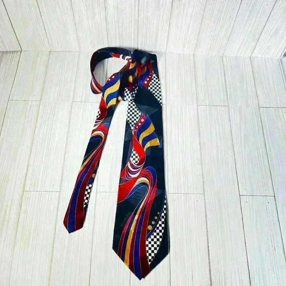 Pierre Cardin 100% Silk men's vintage neck tie - hidden art, checkered flag - Picture 2 of 12